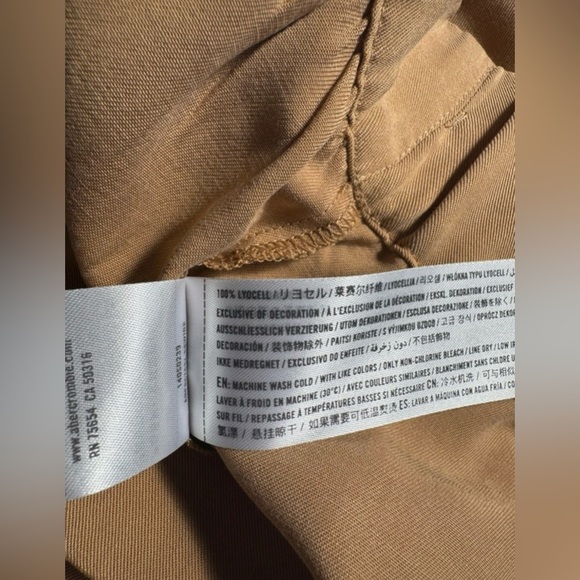 Abercrombie & Fitch Tan Button-Up Cropped Shirt Size S - Picture 7 of 7